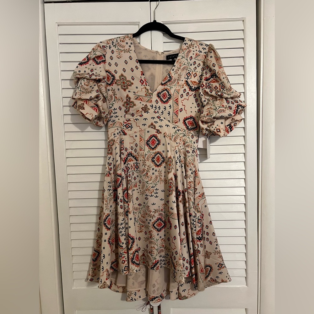 1. State Printed Bubble Sleeve Dress NWT Size Smalll